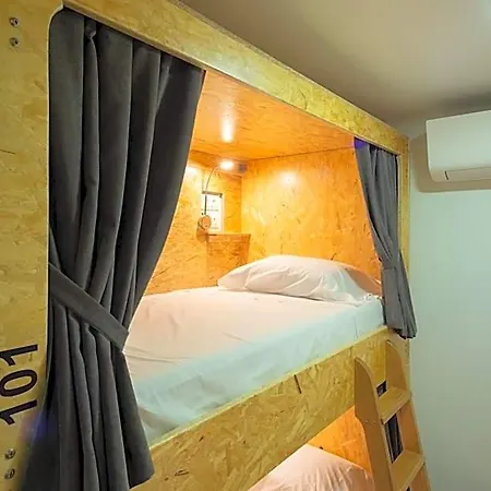 Hostel Bulwark *