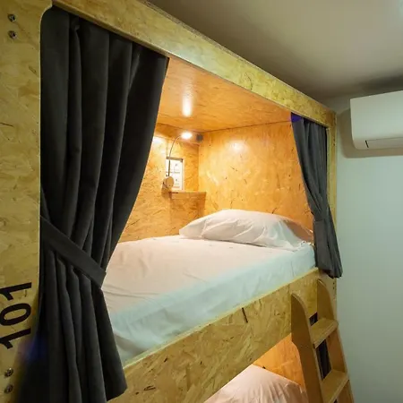 Bulwark Hostel Valenca