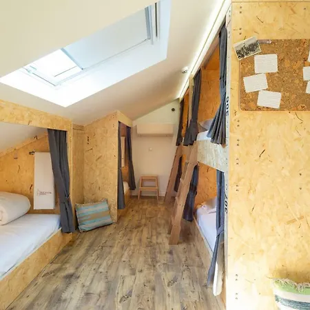 Bulwark Hostel Valença
